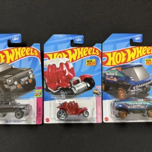 Hot Wheels Carded Vehicles Lot – 1988 Jeep Wagoneer, Dessert Drifter, Baja Bison T5