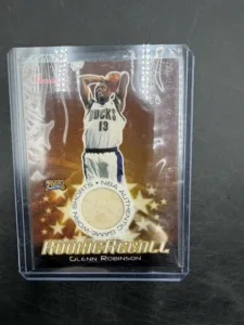 Glenn Robinson Rookie Recall Game-Worn Shorts Basketball Card