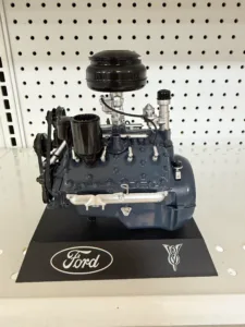 Ford V8 Engine Display Model