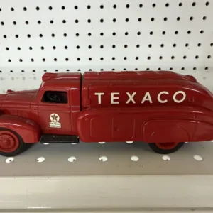 Road Champions Classic Scenes Texaco Gas Pump Diecast Collector Set