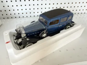 Limited Edition 1932 Cadillac V-16 Fleetwood Sedan Model